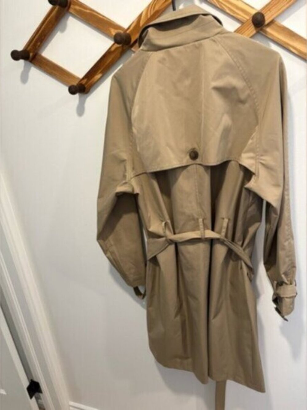 NWT Rebecca Minkoff Belted Trench Coat Khaki Beige Size L DBL Breasted $340 CAD - Picture 7 of 13
